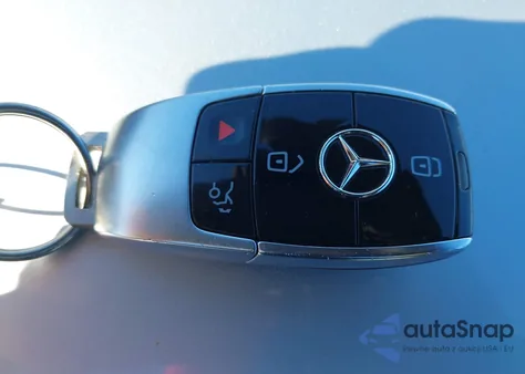 2020 Mercedes-Benz E 350 4Matic from USA, damaged, VIN WDDZF8EB2LA755377